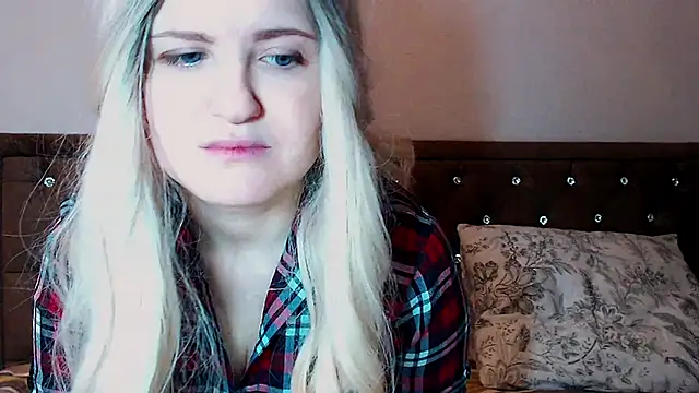 Sara4uu online show from 01/17/26, 11:08