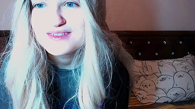 Sara4uu online show from 11/28/25, 02:34
