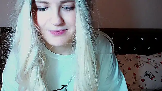 Sara4uu online show from 10/07/25, 12:11