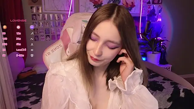 Evie Ro online show from 05/02/26, 01:33