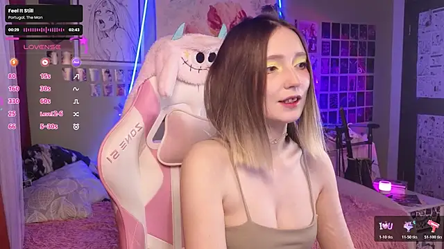 Evie Ro online show from 11/25/25, 09:48