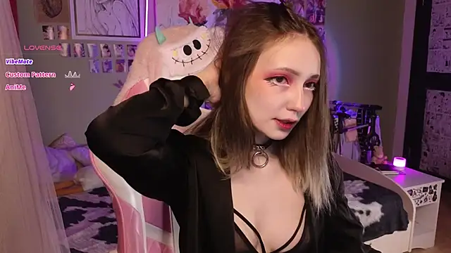 Evie Ro online show from 03/23/26, 10:42