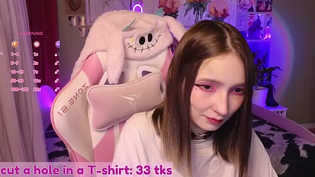 Evie Ro online show from 04/12/26, 10:46