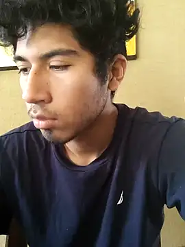 Snapshot of Mangopitudo chatting on 01/27/25, 04:11 Mangopitudo online show from 01/27/25, 04:11