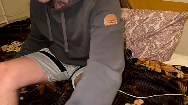 Valentyn11 online show from 03/24/26, 12:21