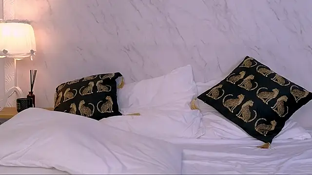 LOLALEWIS online show from 03/24/26, 01:05