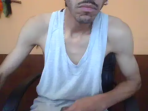 Snapshot of MisterMister45 chatting on 06/23/26, 01:20 MisterMister45 online show from 06/23/26, 01:20