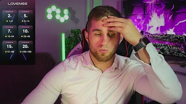 Sweeet  boy online show from 10/31/25, 02:57