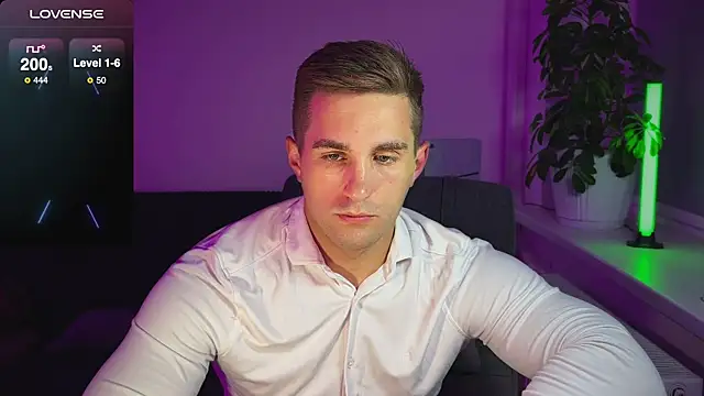 Sweeet  boy online show from 09/21/25, 04:23