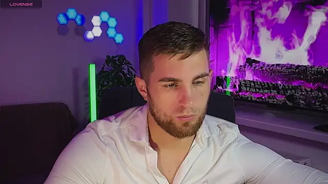 Sweeet  boy online show from 10/29/25, 11:53