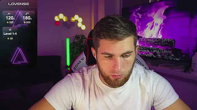 Sweeet  boy online show from 11/13/25, 12:31