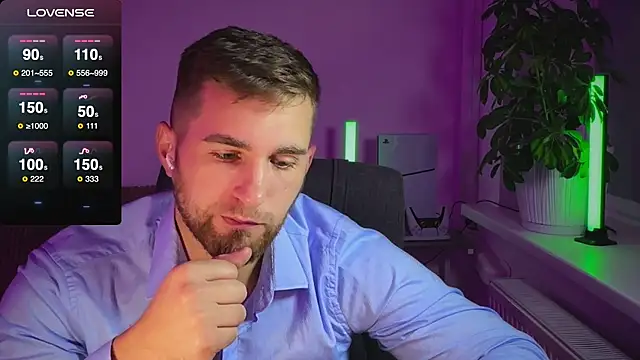 Sweeet  boy online show from 10/26/25, 03:45