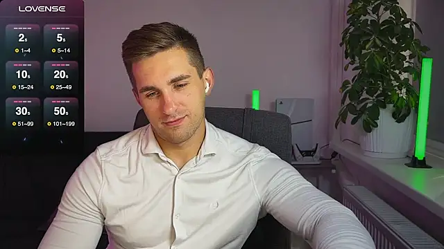 Sweeet  boy online show from 09/25/25, 12:33