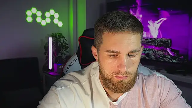 Sweeet  boy online show from 12/18/25, 03:16