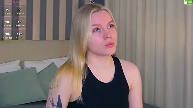 AmaliaBell online show from 04/07/26, 01:13