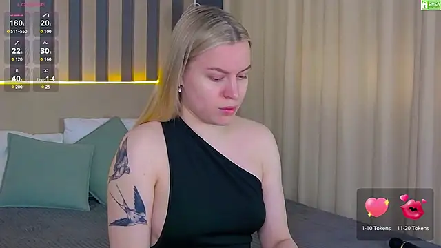 AmaliaBell online show from 04/10/26, 01:07