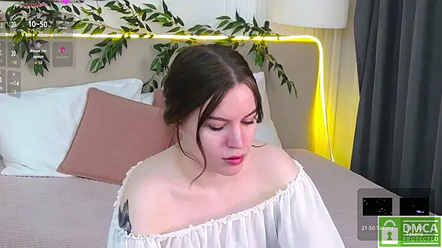 AmaliaBell online show from 10/29/25, 01:10