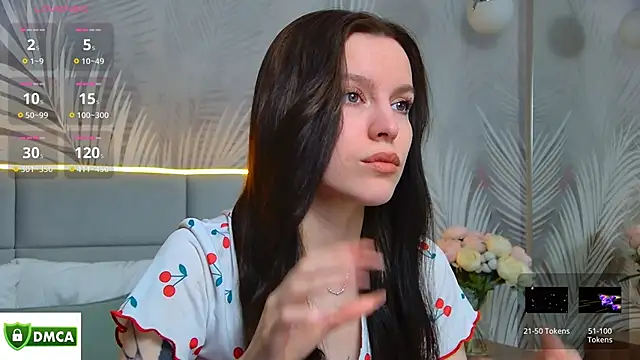 Snapshot of AmaliaBell chatting on 03/18/25, 01:23 AmaliaBell online show from 03/18/25, 01:23