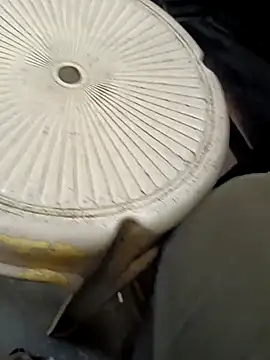 u wan me online show from 11/20/25, 02:07