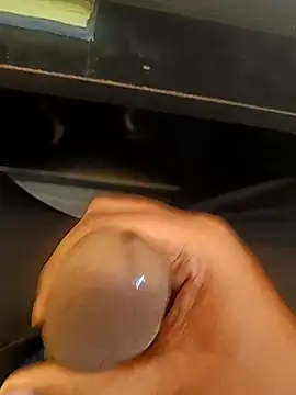 u wan me online show from 02/15/26, 10:47