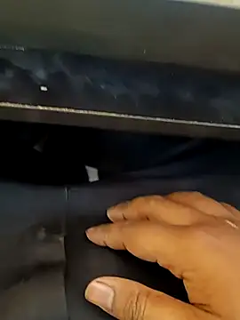 u wan me online show from 03/17/26, 02:58