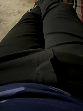 u wan me online show from 11/27/25, 10:59