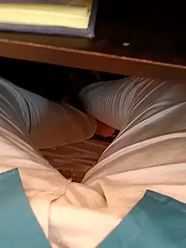 u wan me online show from 11/04/25, 07:23