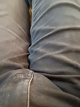 u wan me online show from 11/22/25, 09:08