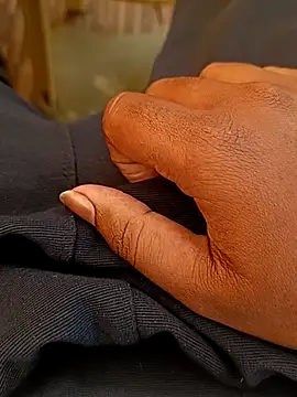 u wan me online show from 12/16/25, 08:29