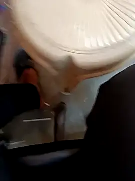 u wan me online show from 12/02/25, 10:39