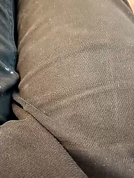 u wan me online show from 11/09/25, 07:56