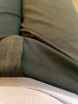 u wan me online show from 12/22/25, 03:28