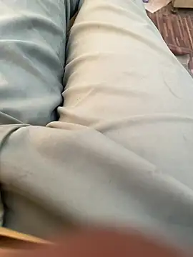 u wan me online show from 03/25/26, 06:13