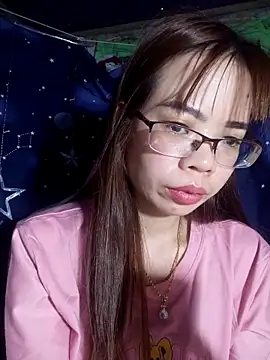  Mai-love19   online show from 03/23/25, 08:15