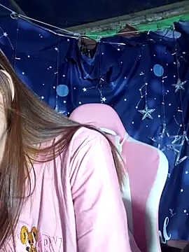   Mai-love19   online show from 03/15/25, 09:49