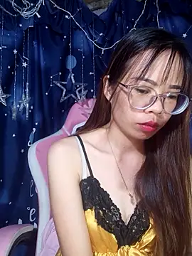   Mai-love19   online show from 11/10/25, 12:10