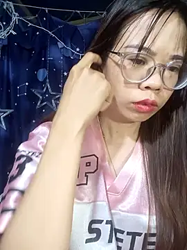   Mai-love19   online show from 10/31/25, 10:38