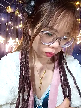   Mai-love19   online show from 02/07/26, 10:51