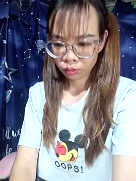 Snapshot of __Mai-love19__ chatting on 06/13/26, 11:02 Mai-love19 online show from 06/13/26, 11:02
