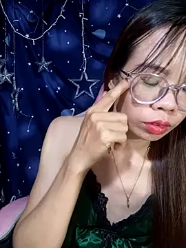   Mai-love19   online show from 10/19/25, 01:03