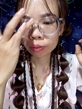   Mai-love19   online show from 04/03/26, 11:44