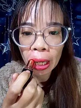   Mai-love19   online show from 11/18/25, 01:14