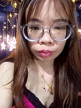   Mai-love19   online show from 03/04/26, 12:29