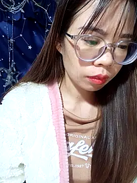   Mai-love19   online show from 12/04/25, 11:04