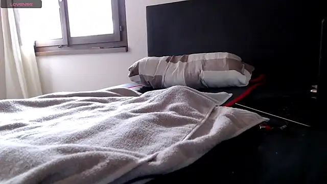 -sluttyass- online show from 05/05/26, 01:25