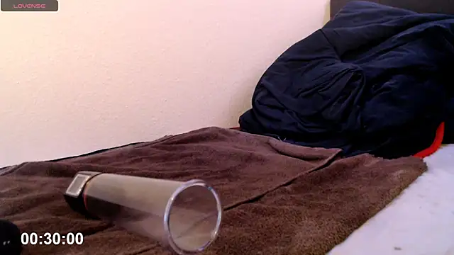 -sluttyass- online show from 11/15/25, 12:03