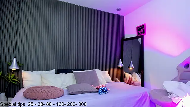 Snapshot of pervert_lizza chatting on 02/11/26, 11:43 pervert lizza online show from 02/11/26, 11:43