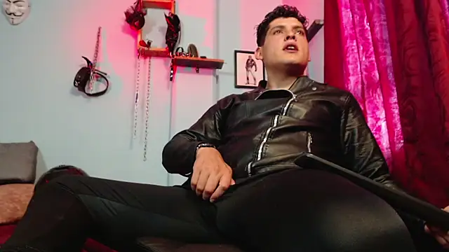 dom2travelersss online show from 11/08/25, 08:01