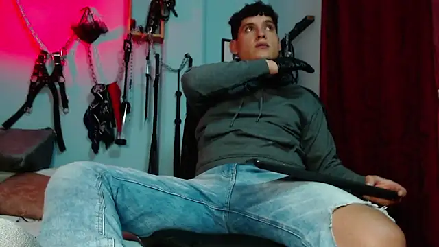 dom2travelersss online show from 01/10/26, 11:22