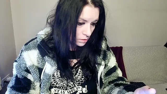 Lustylia online show from 12/15/25, 10:32